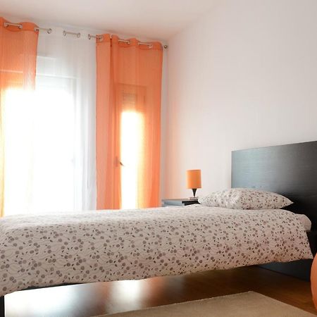 Entrecampos 6 Apartment Lisbon Bagian luar foto