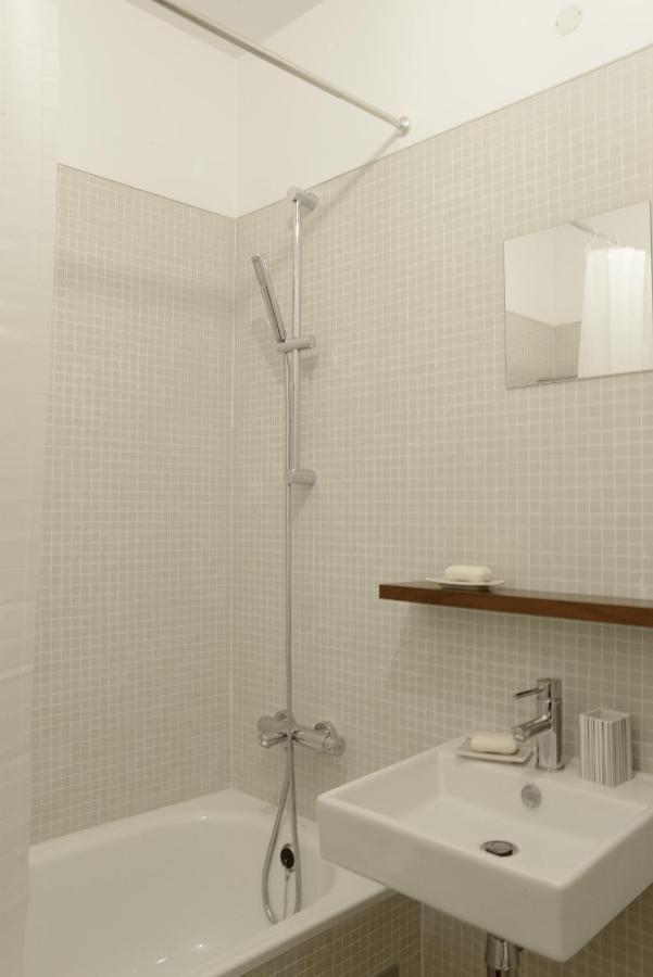 Entrecampos 6 Apartment Lisbon Bagian luar foto